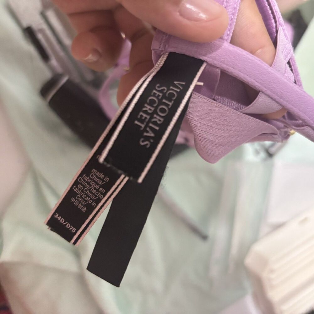 VICTORIA'S SECRET LUXE VERY SEXY UNLINED DEMI STRAPPY BRA 34D Purple - Picture 5 of 6
